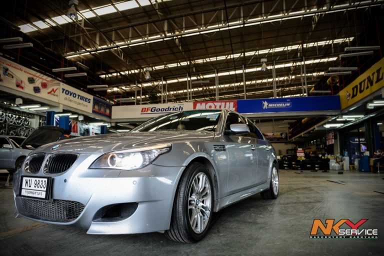 E60-M5-BMW[SLIVER][18]